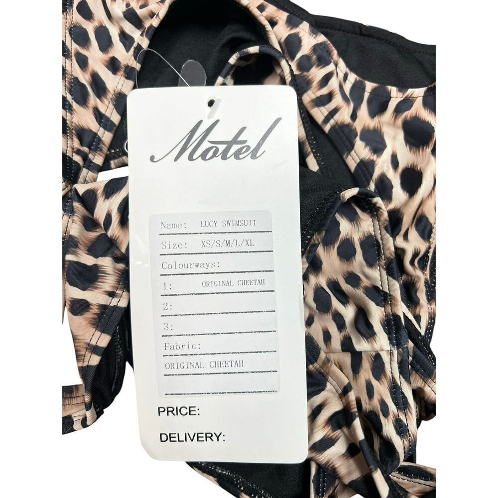 Motel Lucy One Piece Swimsuit in Original Cheetah Size Small NWT - Picture 5 of 8